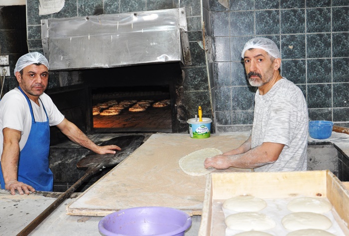 Geleneksel Boyabat Ekmeği Boyabat Usulü İçli Pide Nasip Ekmek Fırınında