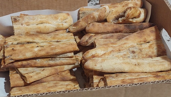 sinop boyabat nasip kara firin ekmek firini orta carsi icli pide meshurfirin .jpe45545g
