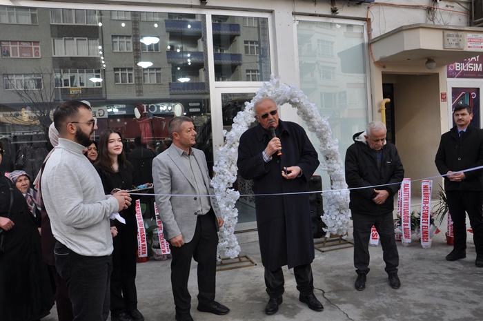 Boyabat Eftal Giyim Ev tekstili Perde Magazasi 0334567