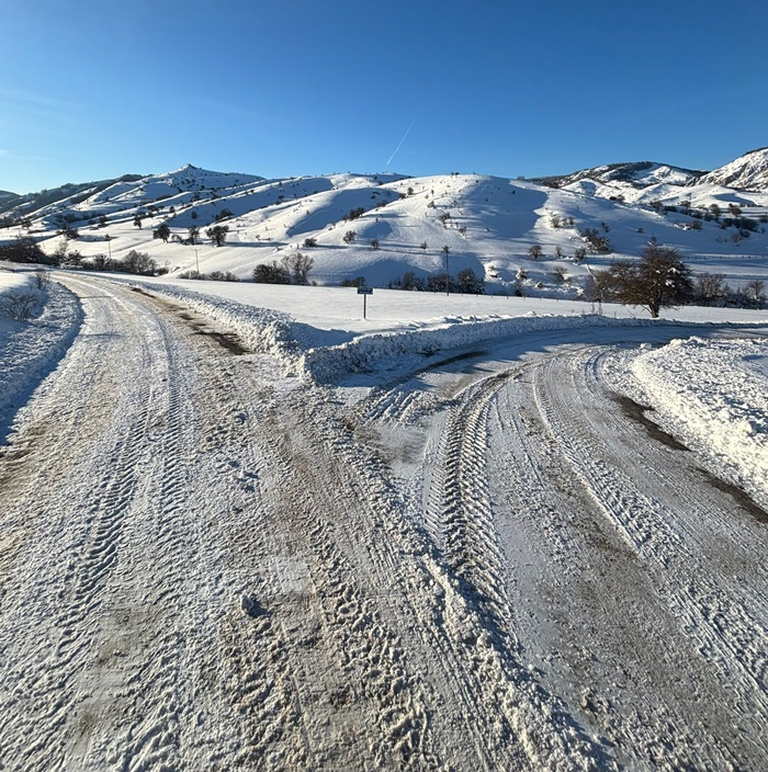 boyabat koyleri kar buzlanma krayder yol durumu.jpg4747