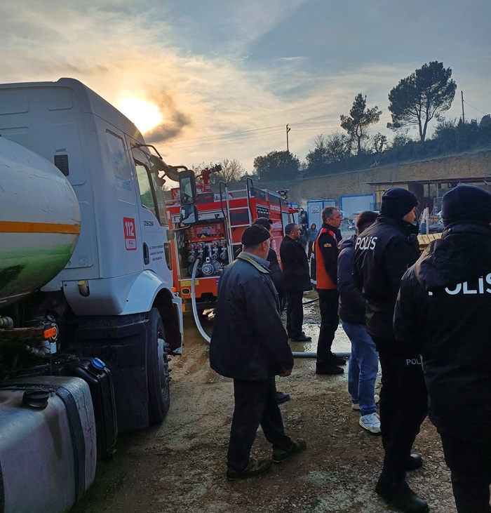 Boyabat Daylı Köyü Mevkiinde Şantiye Yangını