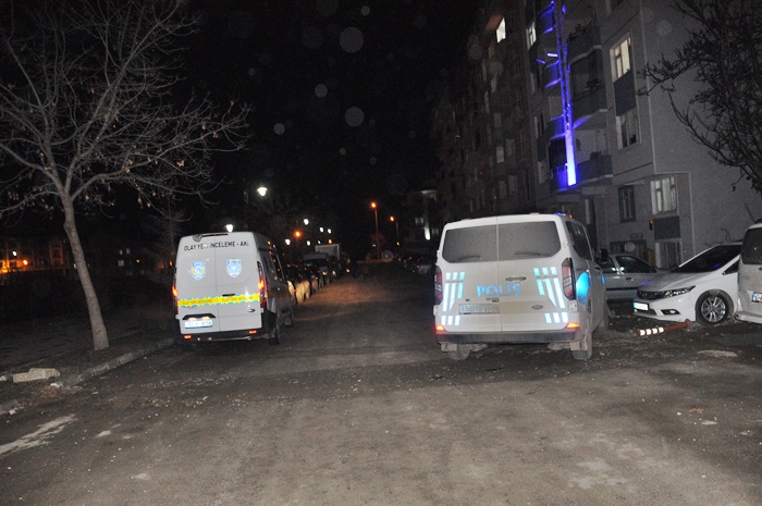 Boyabat'ta Bir Şahıs Silahla Kendisini Vurdu