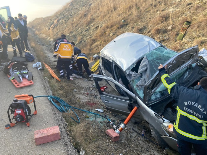 sinop boyabat trafik kazasi 5 yarali 56