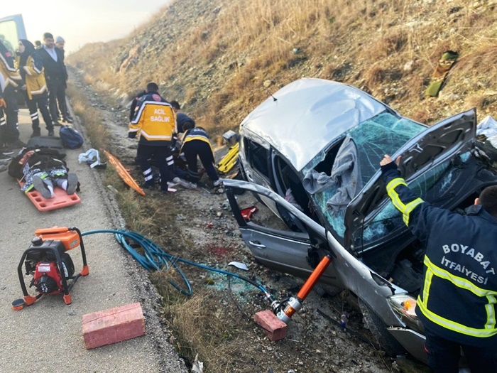 sinop boyabat trafik kazasi 5 yarali 677674567