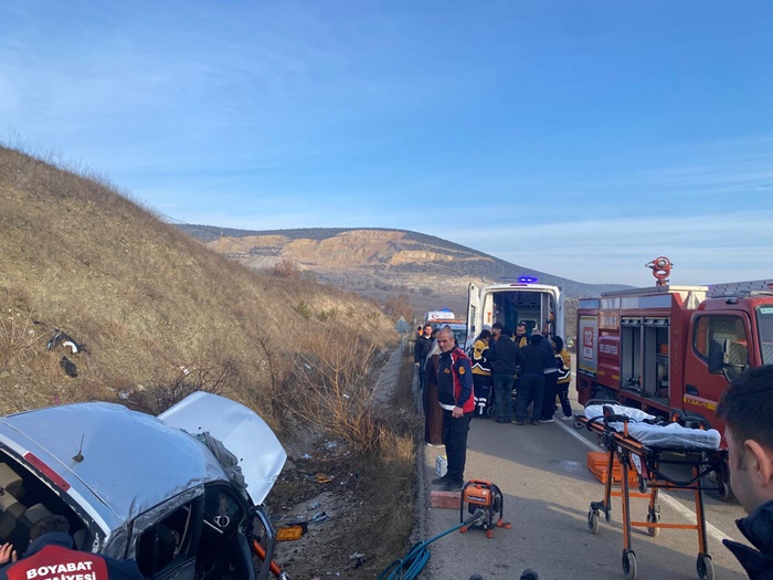 sinop boyabat trafik kazasi 5 yarali 6776755